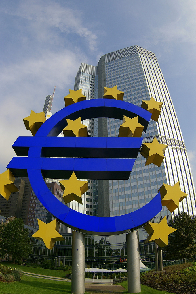 Euro devant le siège de la BCE à Francfort