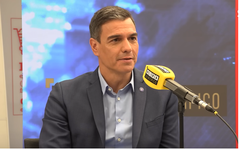 Screenshot 2023-07-17 at 12-32-54 (2) Hora Veintipico #286 Entrevista a Pedro Sánchez - YouTube